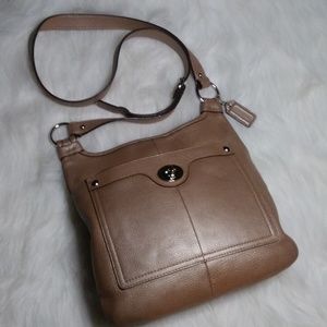 Coach Penelope Crossbody Rose Gold Purse